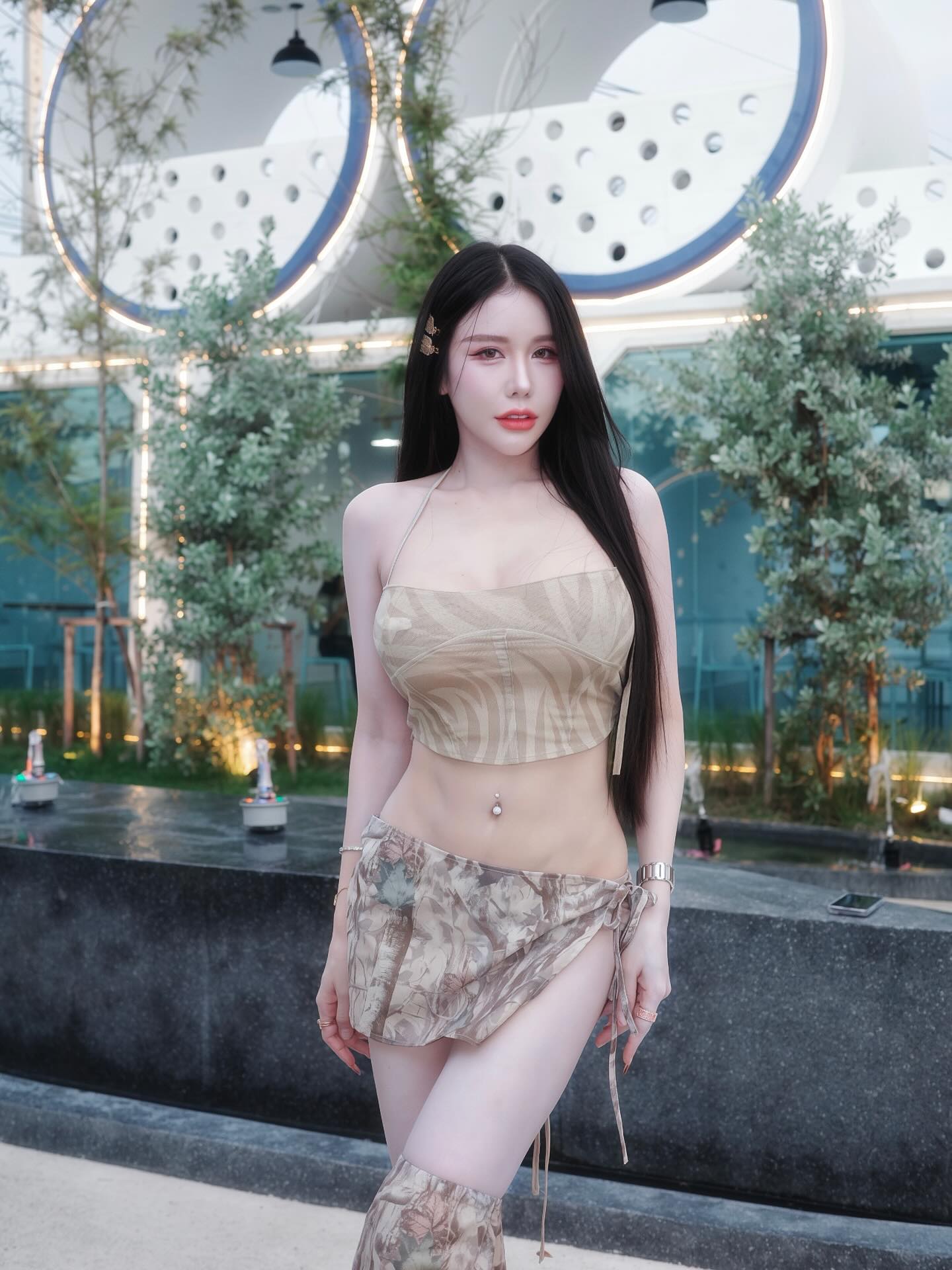อามมี่ แม็กซิม นางแบบสาวมากเสน่ห์ เจ้าของผลงานโดดเด่นที่แฟนคลับติดตามอย่างต่อเนื่อง 3